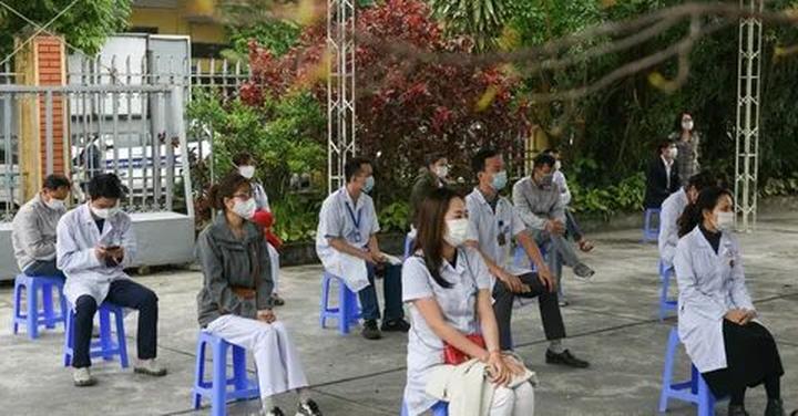 Xu hướng Ai bảo mặc váy đen mùa hè là: Hotspot Matrix tiết lộ bí quyết video viral